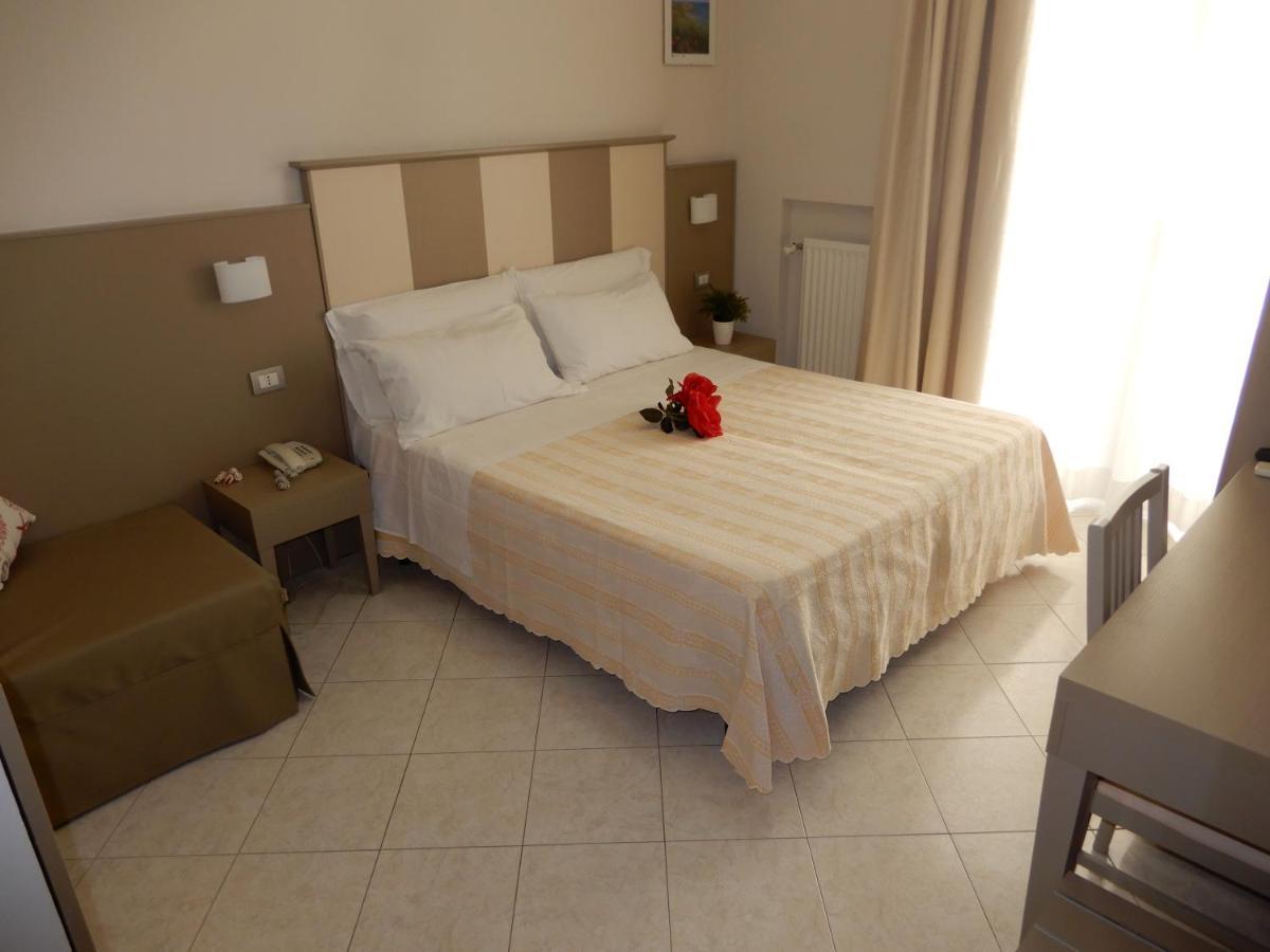 Hotel San Giorgio 바스토 외부 사진