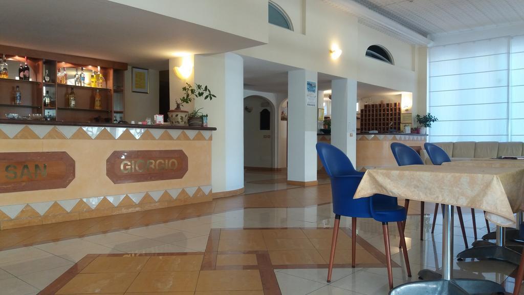 Hotel San Giorgio 바스토 외부 사진